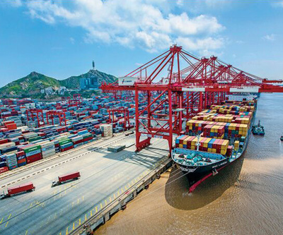 高效率的进出口货运代理才能赢得国际贸易的差价利益!