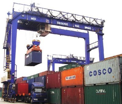 东莞市鹏锦木材进出口：连接全球与中国木业的桥梁